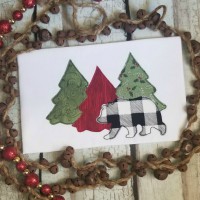 Woodland Tree with Bear Machine Applique Design